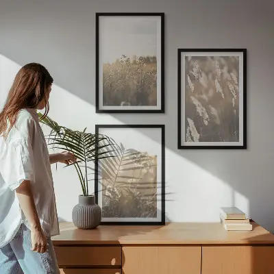 Set de tablouri decorative peisaj cu iarbă, flori și lumină caldă