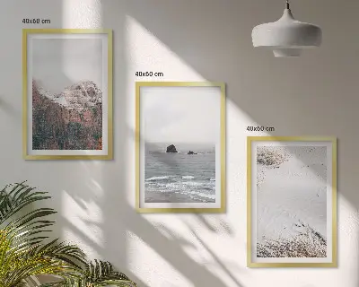Set de tablouri pentru dormitor cu peisaj de munți, nori, mare, nisip și natură