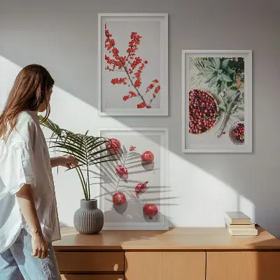 Set de tablouri decorative cu fructe de pădure minimaliste