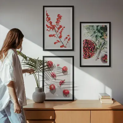 Set de tablouri decorative cu fructe de pădure minimaliste