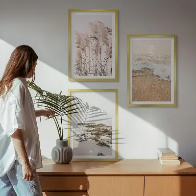 Set de tablouri pentru dormitor cu model boho reprezentând iarbă de plajă, valuri și pietre