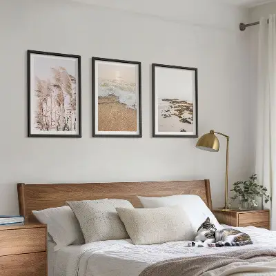 Set de tablouri pentru dormitor cu model boho reprezentând iarbă de plajă, valuri și pietre