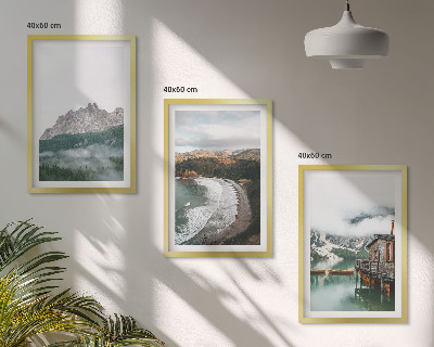 Set tablouri decorative Casă din lemn pe plaje montane