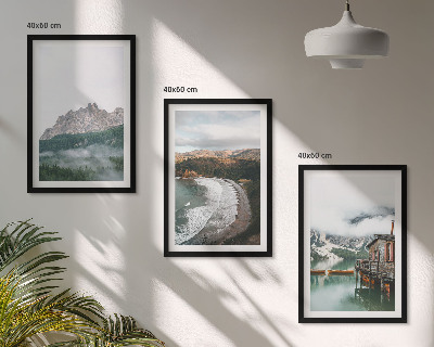 Set tablouri decorative Casă din lemn pe plaje montane