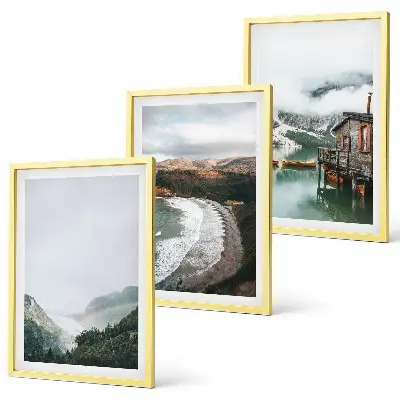Set de tablouri pentru dormitor cu peisaj de munți, plajă, nori și apă