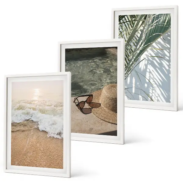 Set tablouri decorative cu imprimeu ochelari de soare și pălărie de plajă