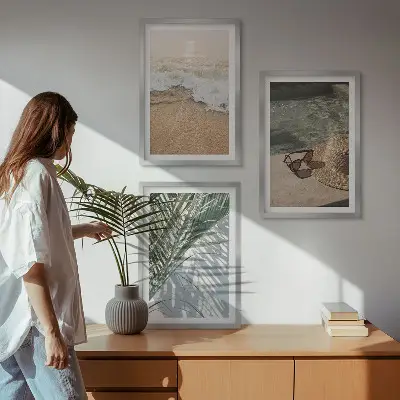 Set tablouri decorative cu imprimeu ochelari de soare și pălărie de plajă