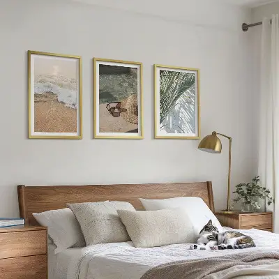 Set tablouri decorative cu imprimeu ochelari de soare și pălărie de plajă