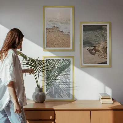 Set tablouri decorative cu imprimeu ochelari de soare și pălărie de plajă
