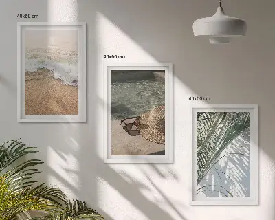 Set tablouri decorative cu imprimeu ochelari de soare și pălărie de plajă
