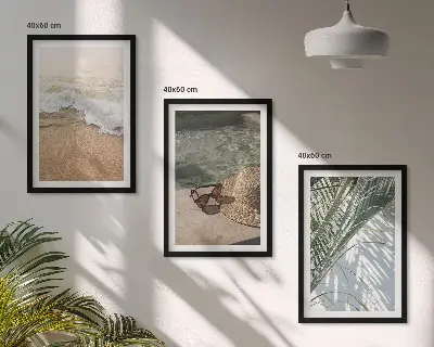 Set tablouri decorative cu imprimeu ochelari de soare și pălărie de plajă