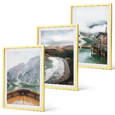 Set de tablouri pentru dormitor cu peisaj montan cu lac, barcă și plajă
