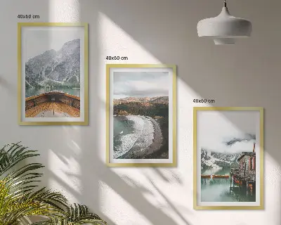 Set de tablouri pentru dormitor cu peisaj montan cu lac, barcă și plajă