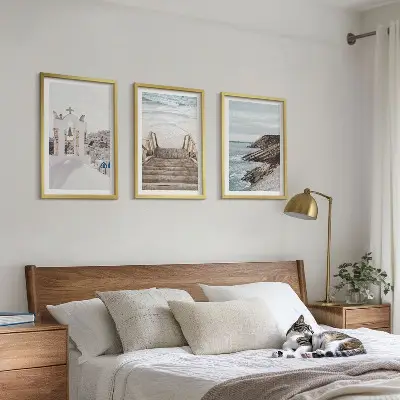Set de tablouri pentru dormitor cu arhitectură marină din Santorini