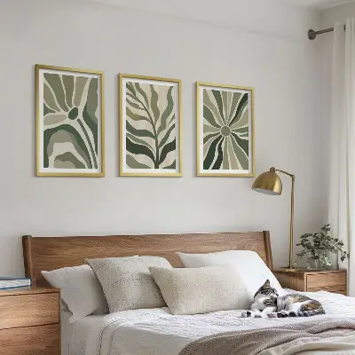 Set de tablouri decorative cu modele de plante verzi și bej
