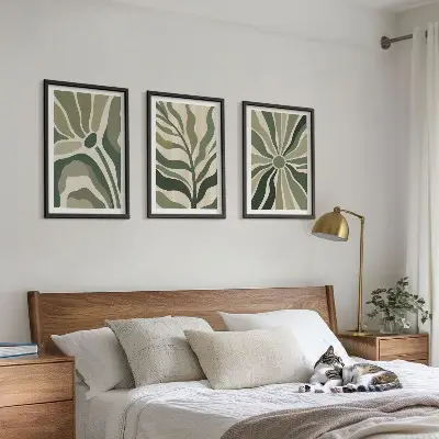 Set de tablouri decorative cu modele de plante verzi și bej