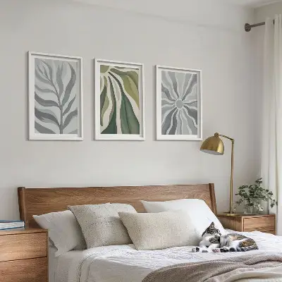 Set de tablouri decorative cu modele de plante în nuanțe de verde