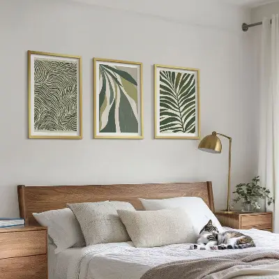 Set tablouri pentru dormitor cu frunze și linii ondulate verzi
