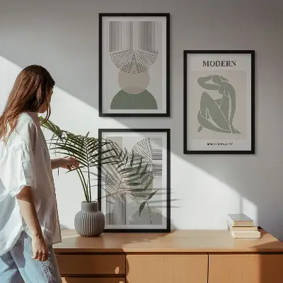 Set de tablouri decorative cu grafică elegantă reprezentând plante