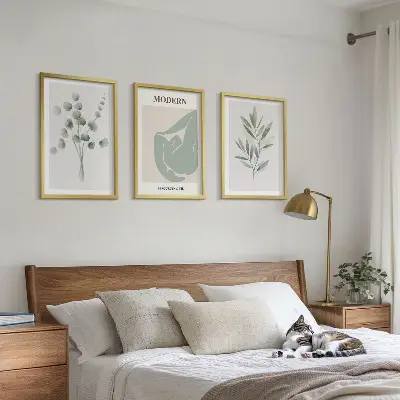 Set de tablouri decorative cu motive vegetale în nuanțe de verde