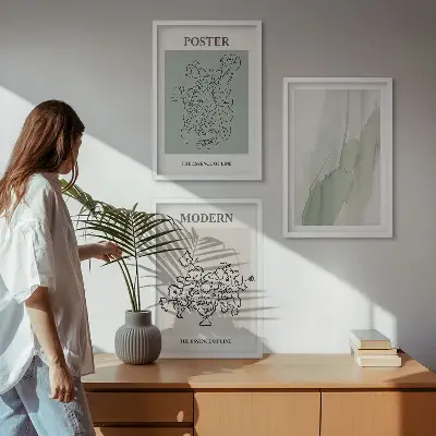 Set tablouri decorative cu model flori într-o vază modernă