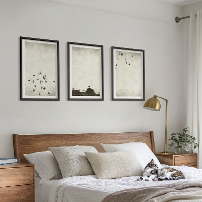 Set tablouri pentru dormitor Păsări în zbor în stil minimalist