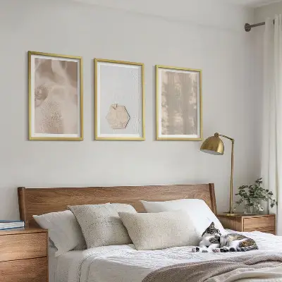 Set de tablouri pentru dormitor cu texturi subtile în stil boho nature