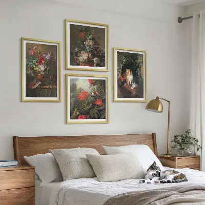 Set de tablouri gata de agățat cu flori vintage, pisici și plante