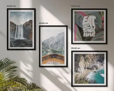 Compoziție de tablouri pentru perete cu peisaj montan cu cascadă și natură