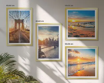 Set de tablouri gata de agățat poduri la apus în oraș