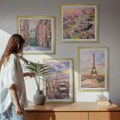 Compoziție de tablouri pentru perete cu peisaje urbane din New York, Paris, Oia și Varșovia la amurg