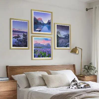 Set de tablouri gata de agățat cu peisaje montane, apă și câmp de flori