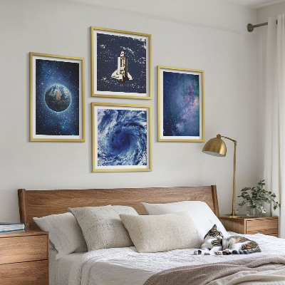 Compoziție de tablouri pentru perete Galaxia furtunii spațiale a Pământului