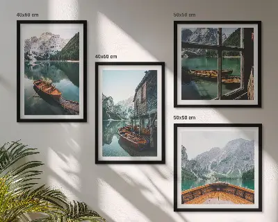 Set tablouri gata de agățat peisaj cu casă pe malul lacului de munte