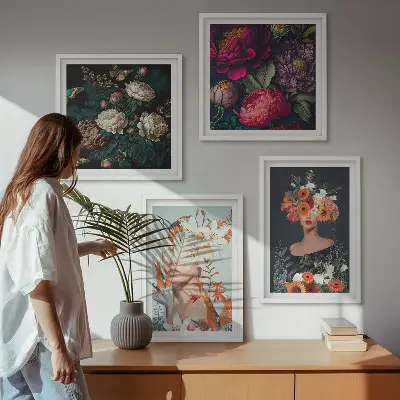 Compoziție de tablouri pentru perete cu portrete florale, buchete și frunze