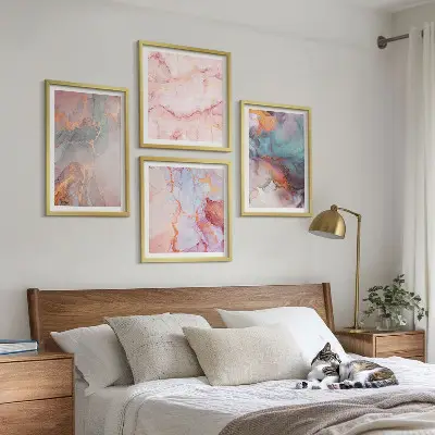Set de tablouri gata de agățat cu modele abstracte în nuanțe pastelate