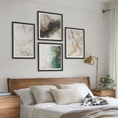 Set de tablouri gata de agățat cu modele abstracte în nuanțe de alb, negru și verde