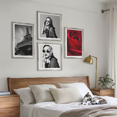 Set tablouri gata de agățat Doamnă pariziană cu ochelari Eiffel