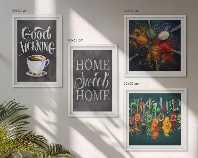 Set de tablouri gata de agățat cu motive de condimente, cafea și ierburi