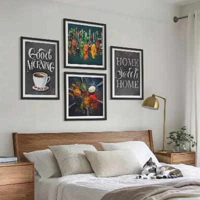 Set de tablouri gata de agățat cu motive de condimente, cafea și ierburi