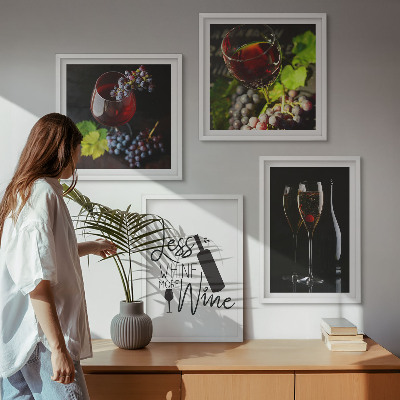Set tablouri gata de agățat Pahare de vin cu struguri și inscripție