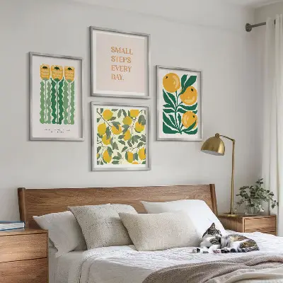 Compoziție de tablouri pentru perete cu modele de plante cu flori