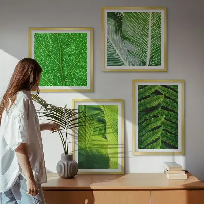 Set tablouri gata de agățat cu prim-plan de frunze tropicale