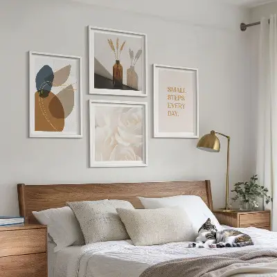 Set de tablouri abstracte cu accente geometrice gata de agățat