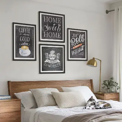 Set de tablouri gata de agățat cu motiv de cafea pentru o atmosferă caldă