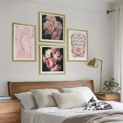 Compoziție de tablouri pentru perete cu model vise de marmură și trandafiri vintage
