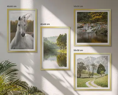 Compoziție de tablouri pentru perete cu cai albi pe râu în natură