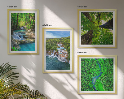Set tablouri gata de agățat Cascade cu apă verde din pădure