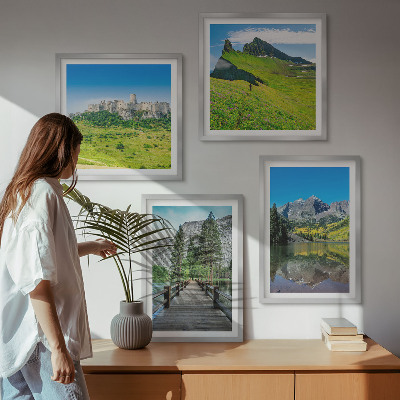 Compoziție de tablouri pentru perete Dealuri verzi cu un castel