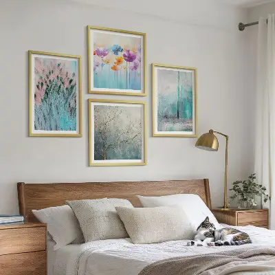Compoziție de tablouri pentru perete cu modele de fundal cu flori pastelate